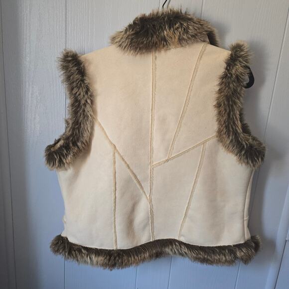 TWENTY TWENTY Faux Shearling Vest Size L – Y2K, Western, Cozycore - Picture 2 of 6